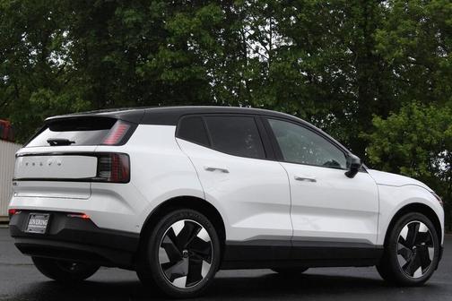 2025 Volvo EX30 Twin Motor Ultra