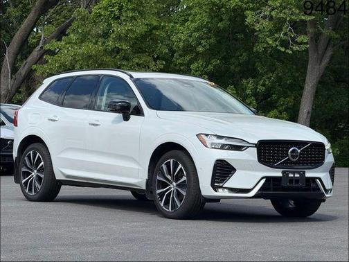 Crystal White Metallic 2024 Volvo XC60 B5 Plus Dark Theme