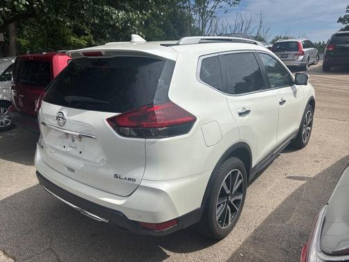 2020 Nissan Rogue SL