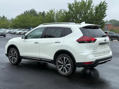 2020 Nissan Rogue SL