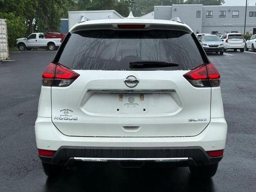 2020 Nissan Rogue SL