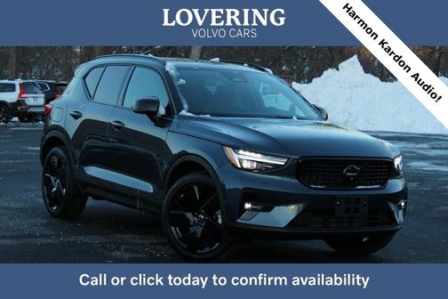 2026 Volvo XC40 B5 Ultra Black Edition