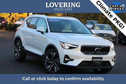 2024 Volvo XC40 B5 Plus Bright Theme