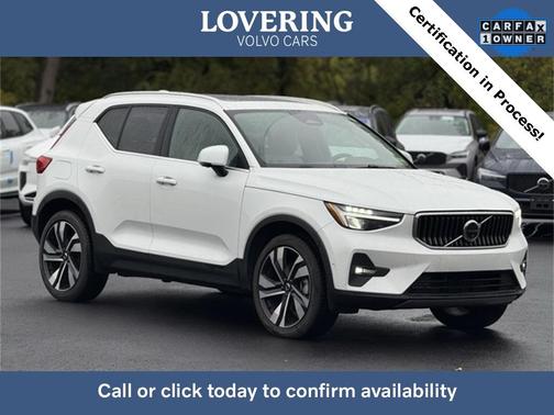 2024 Volvo XC40 B5 Plus Bright Theme