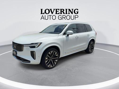 Crystal White Pearl 2026 Volvo XC90 B6 Plus 7-Seater