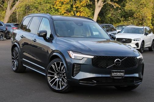 2026 Volvo XC90 B6 Ultra Dark Theme 6-Seater