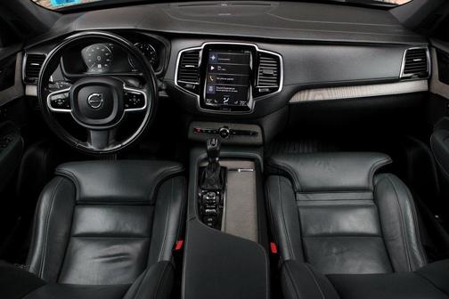 2020 Volvo XC90 T6 Inscription 7 Passenger