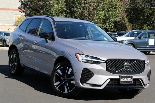 2026 Volvo XC60 B5 Plus