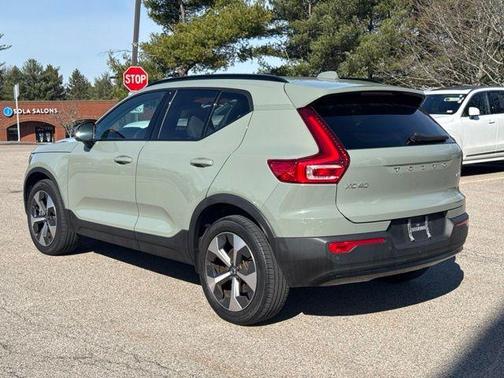 Sage Green Metallic 2023 Volvo XC40 B5 Plus Dark Theme