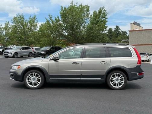 2016 Volvo XC70 T5 Premier