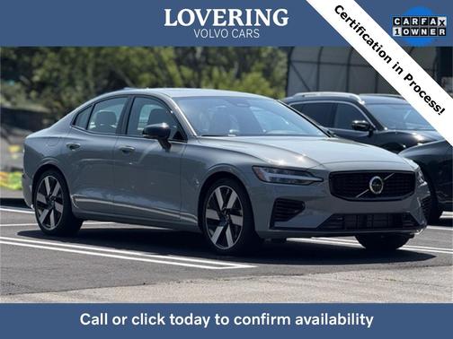 2024 Volvo S60 Recharge Plug-In Hybrid T8 Ultimate Dark Theme