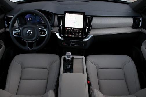 2026 Volvo XC90 B6 Plus 6-Seater