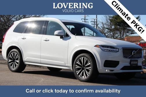 2022 Volvo XC90 T5 Momentum 7 Passenger