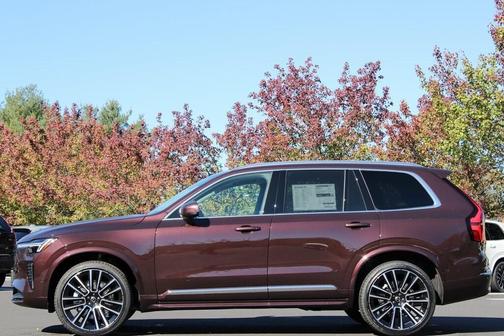 2026 Volvo XC90 B6 Plus 7-Seater