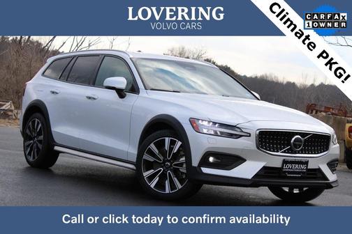 2024 Volvo V60 Cross Country B5 Ultimate