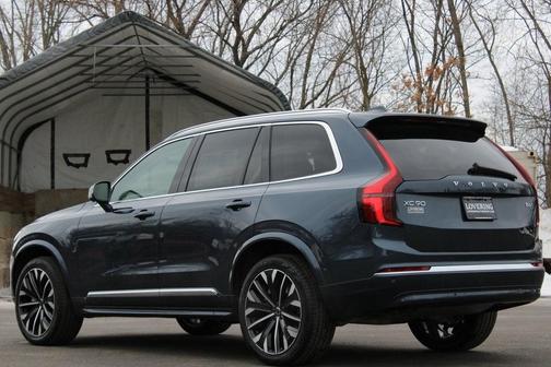2026 Volvo XC90 B6 Ultra 7-Seater