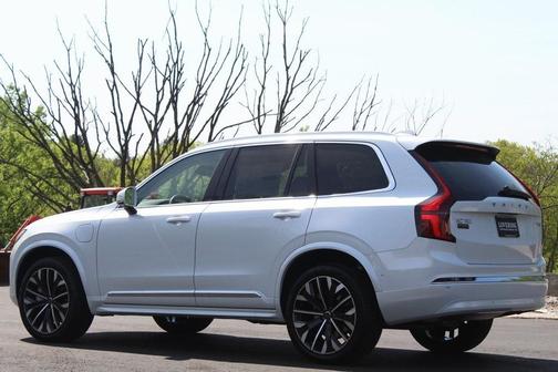 2025 Volvo XC90 Plug-In Hybrid T8 Ultra 7-Seater