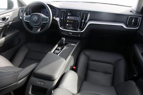 2025 Volvo S60 B5 Core