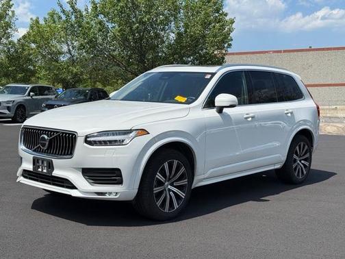 2023 Volvo XC90 B5 Core
