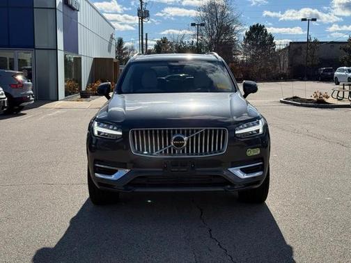 2024 Volvo XC90 Recharge Plug-In Hybrid T8 Plus Bright Theme 7 Passenger