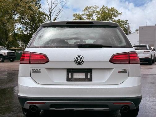 2018 Volkswagen Golf Alltrack TSI SE
