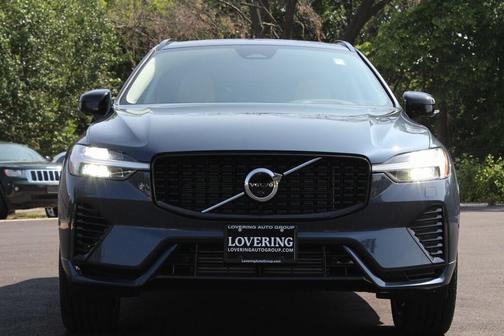 2025 Volvo XC60 Plug-In Hybrid T8 Plus