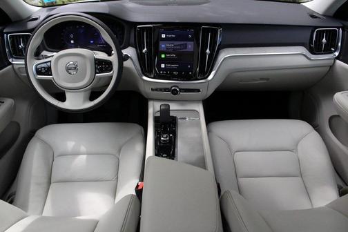 2025 Volvo S60 B5 Plus