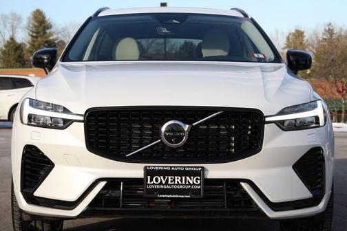 2025 Volvo XC60 Plug-In Hybrid T8 Ultra