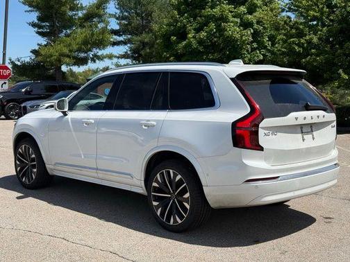 Crystal White Pearl 2026 Volvo XC90 B6 Plus 7-Seater