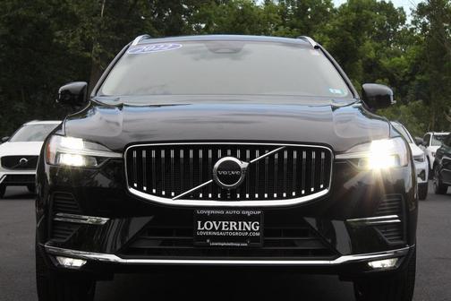 2022 Volvo XC60 B5 Inscription