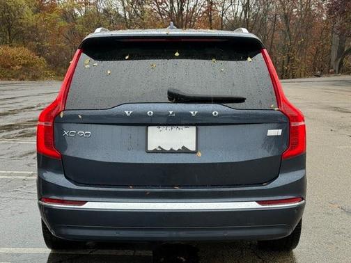 2024 Volvo XC90 Recharge Plug-In Hybrid T8 Plus Bright Theme 7 Passenger