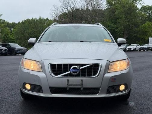 2010 Volvo V70 3.2