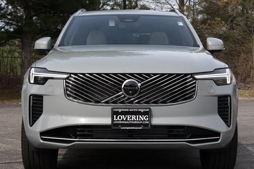 2025 Volvo XC90 Plug-In Hybrid T8 Plus 7-Seater