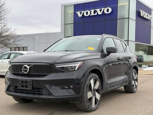 2024 Volvo XC40 Recharge Pure Electric Twin Plus