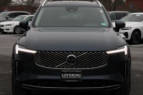 2025 Volvo XC90 B6 Plus 7-Seater