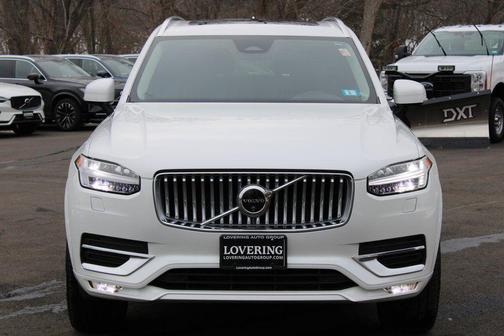 2024 Volvo XC90 B6 Plus Bright Theme 7-Seater