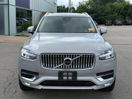 Silver 2023 Volvo XC90 B6 Plus 7-Seater