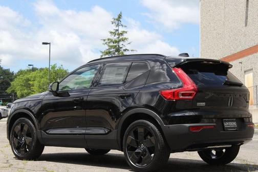 2026 Volvo XC40 B5 EDITION