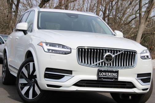 2024 Volvo XC90 Recharge Plug-In Hybrid T8 Plus Bright Theme 7 Passenger