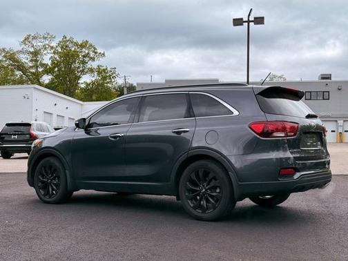 2019 Kia Sorento S