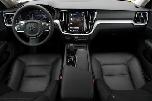 2025 Volvo S60 B5 Core