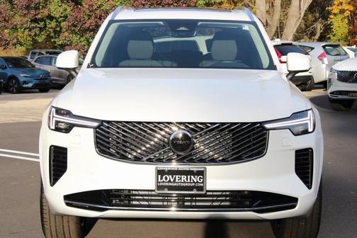 2026 Volvo XC90 B5 Core