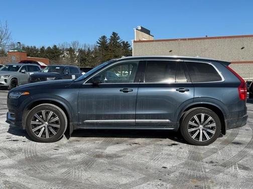 2023 Volvo XC90 B6 Plus 7-Seater