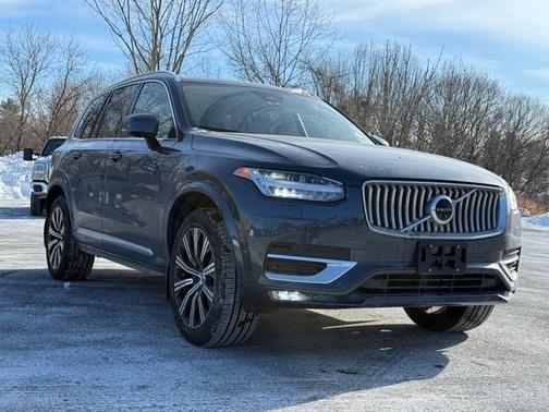 2023 Volvo XC90 B6 Plus 7-Seater