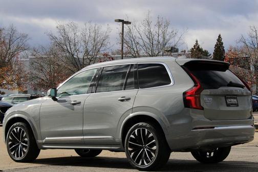 2026 Volvo XC90 B5 Ultra 7-Seater