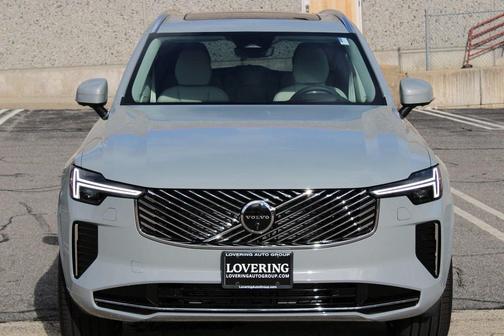 2026 Volvo XC90 B5 Ultra 7-Seater