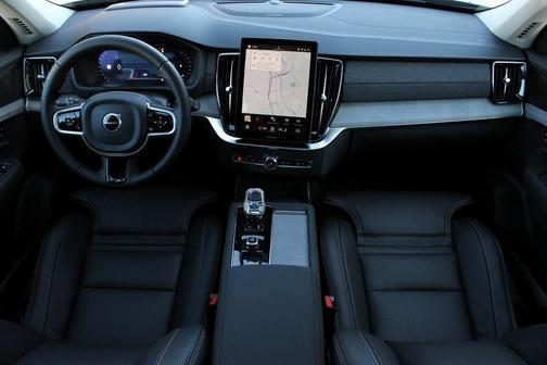 2026 Volvo XC90 B6 Ultra 7-Seater