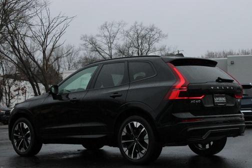 2026 Volvo XC60 B5 Plus