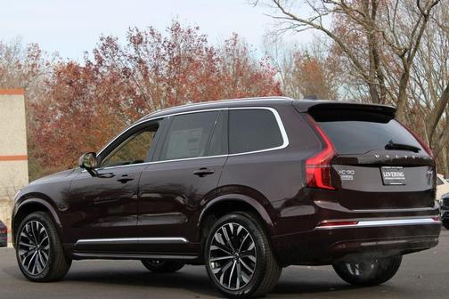 2026 Volvo XC90 B6 Plus 7-Seater