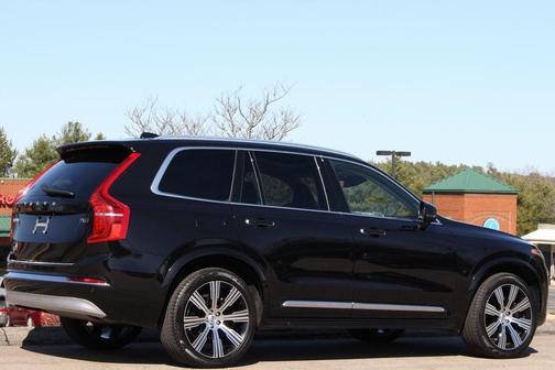 2022 Volvo XC90 T6 Inscription 7 Passenger